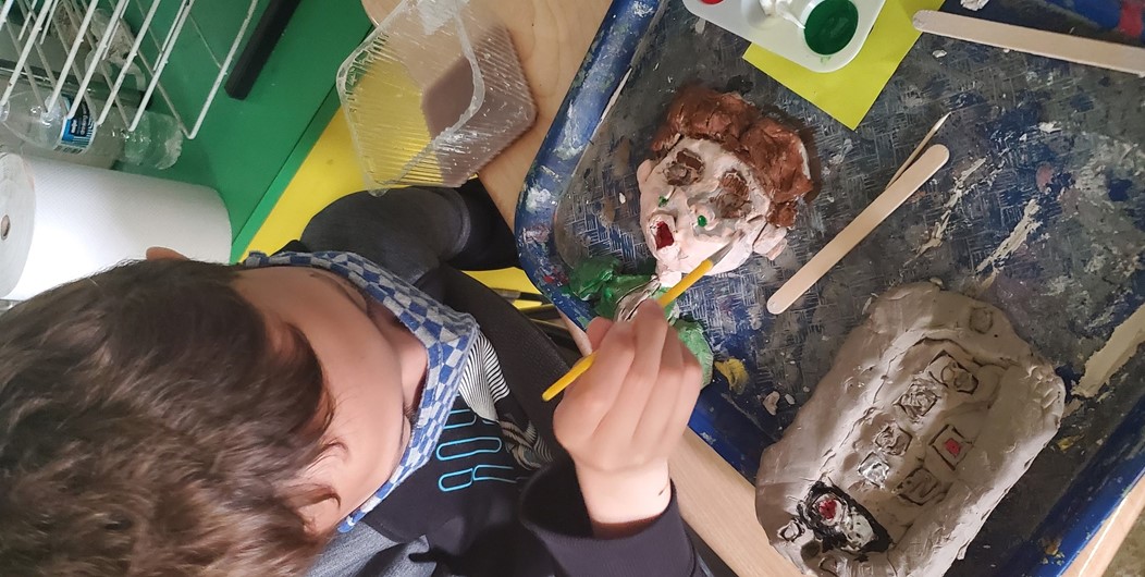 GEMS 4th graders working on clay projects during the last week of school!