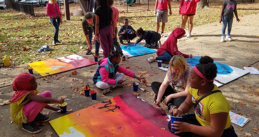 In partnership with Columbus artist Lisa McLymont and CAPA, our 4th grade students painted a mural as part of their poetry expedition. The &#34;Make the Change&#34; mural will be displayed at one of CAPA theaters. Great work 4th grade!