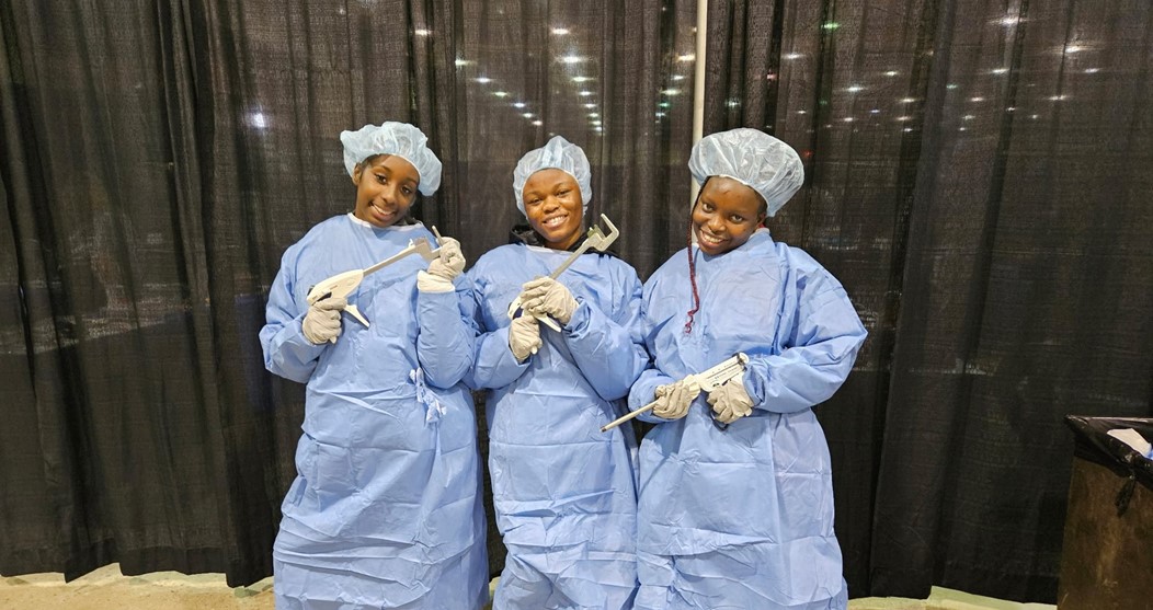 TCS@ODU students attended the Healthcare Industry Partnership (ISP) 2nd annual Healthcare Collaborative of Central Ohio Summit. Students explored healthcare careers through hands-on station?s.
